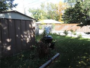 fenced-yard