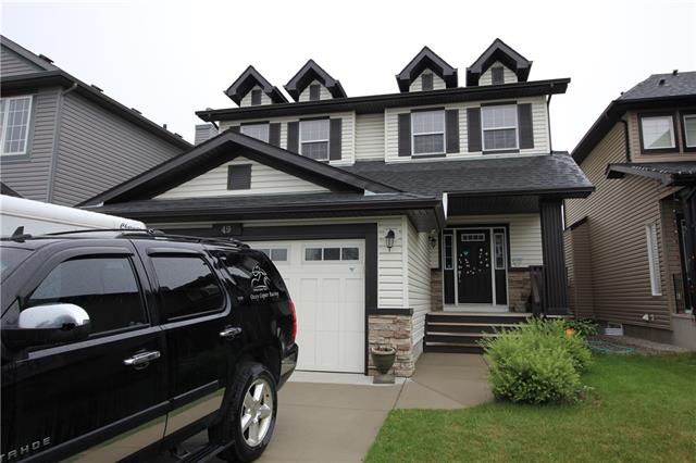Over 2200 SQFT, well maintained 2 storey home Royal Oak!