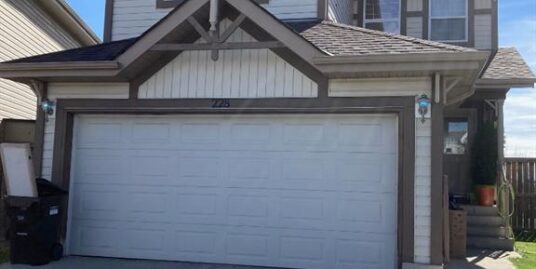 3 BEDROOMS 2 BATH DOUBLE ATTACHED GARAGE IN EVERGREEN