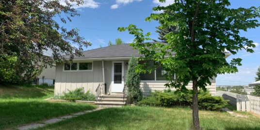 2 bdrms 1bath well maintained home in Winston heights!