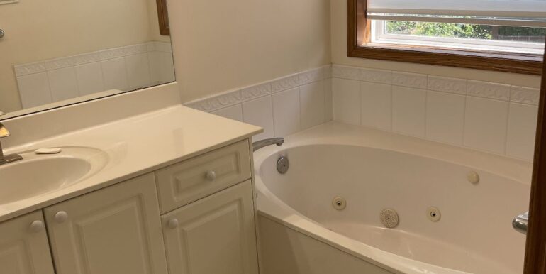 bd2f8d11ab2c2f26e11bd5fee3614bc84b9f33d4