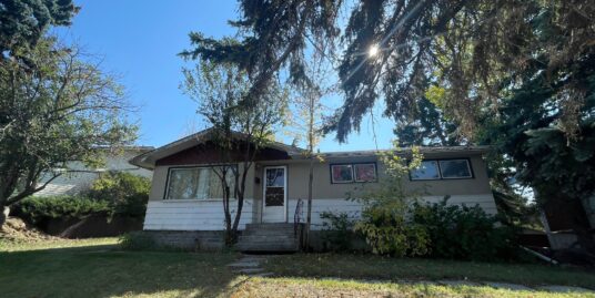 PRICE DROPPED! 3 BDRMS 1 BATH BUNGALOW MAINFLOOR IN GLENDALE