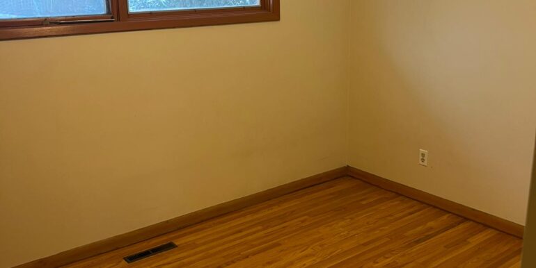 f5c2e0e8-973f-4c42-80d8-e442feb86946