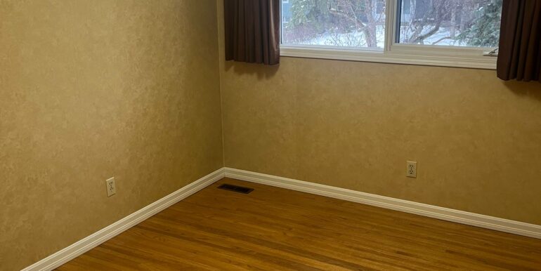 WhatsApp Image 2025-12-02 at 13.49.43