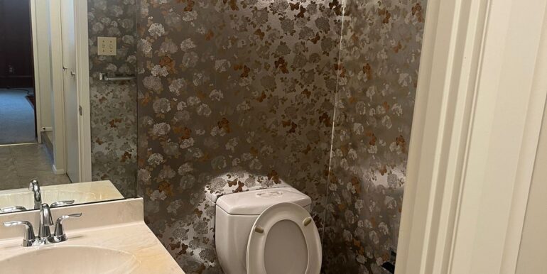 WhatsApp Image 2025-12-02 at 13.49.53 (1)