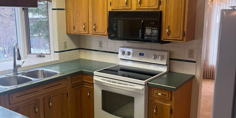 WhatsApp Image 2025-12-02 at 13.49.54 (3)