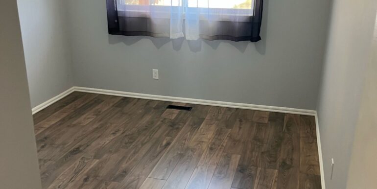 WhatsApp Image 2025-04-28 at 12.59.30 (2)