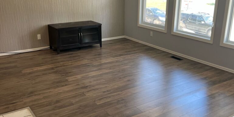 WhatsApp Image 2025-04-28 at 12.59.32