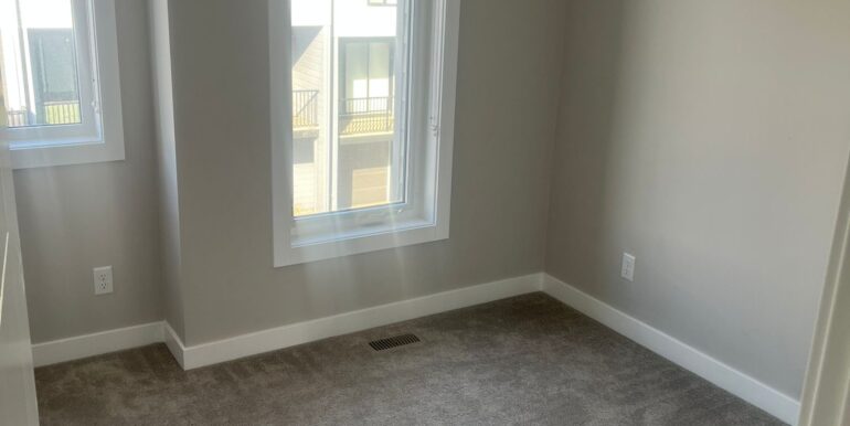 WhatsApp Image 2026-04-01 at 12.14.12 (4)