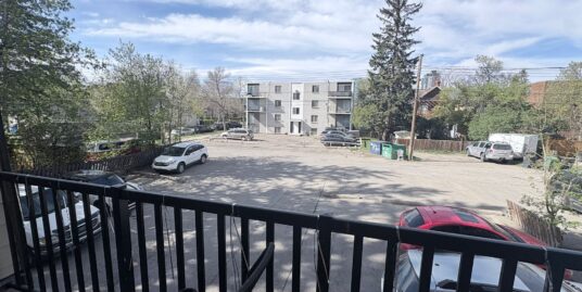 Well Maintained 1 Bedroom Condo in Sunalta Downtown!